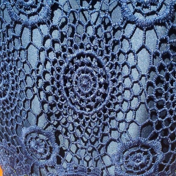 Nannette by Nanette Lepore short sleeve lined top lace ombré navy blue 2 - Picture 5 of 8